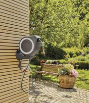GARDENA® Wand-Schlauchbox RollUp S 15 m weiß